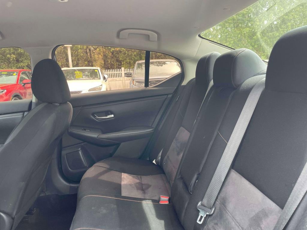 Used 2020 Nissan Sentra SR FWD image 12