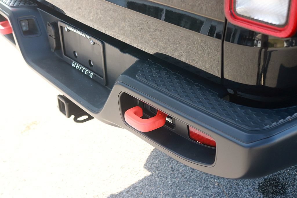 Used 2022 Jeep Gladiator Mojave w/ Cold Weather Group AWD/4WD image 8