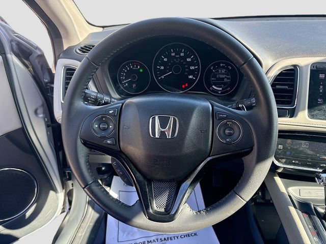 Used 2017 Honda HR-V EX-L image 37