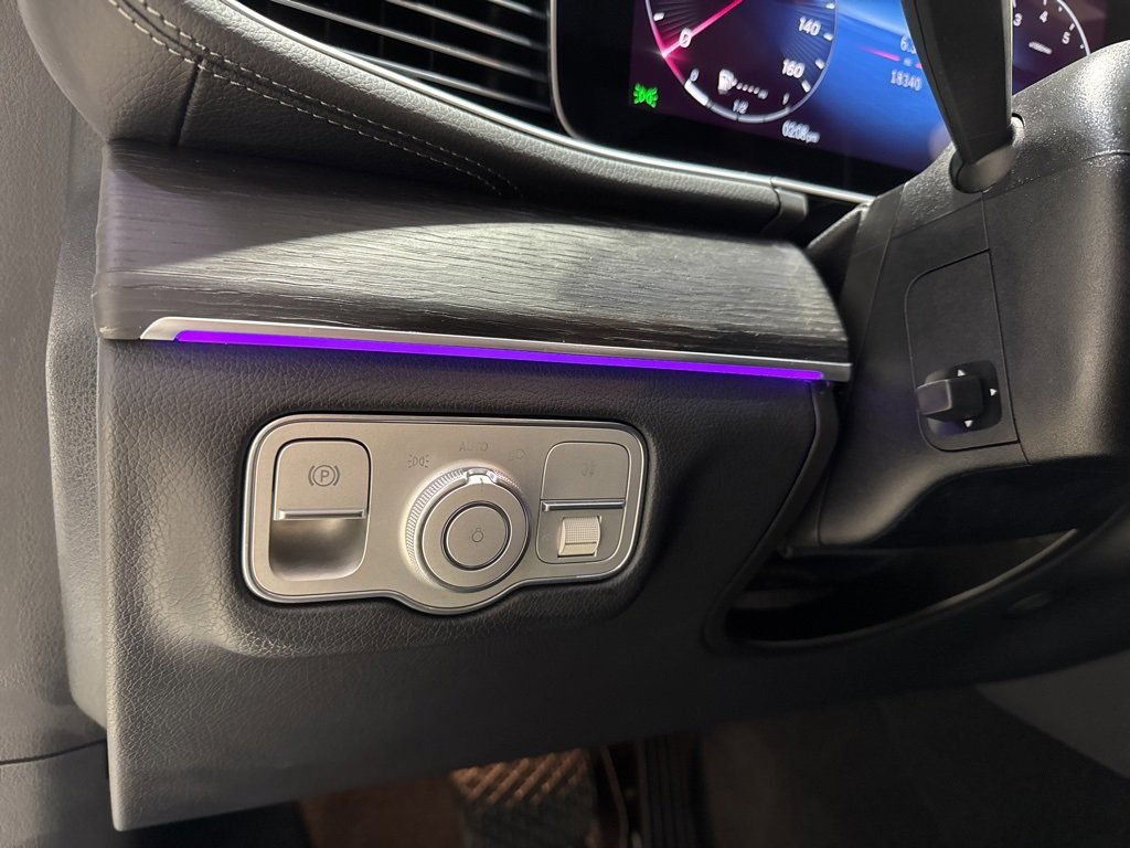 Used 2024 Mercedes-Benz GLS 450 4MATIC image 15