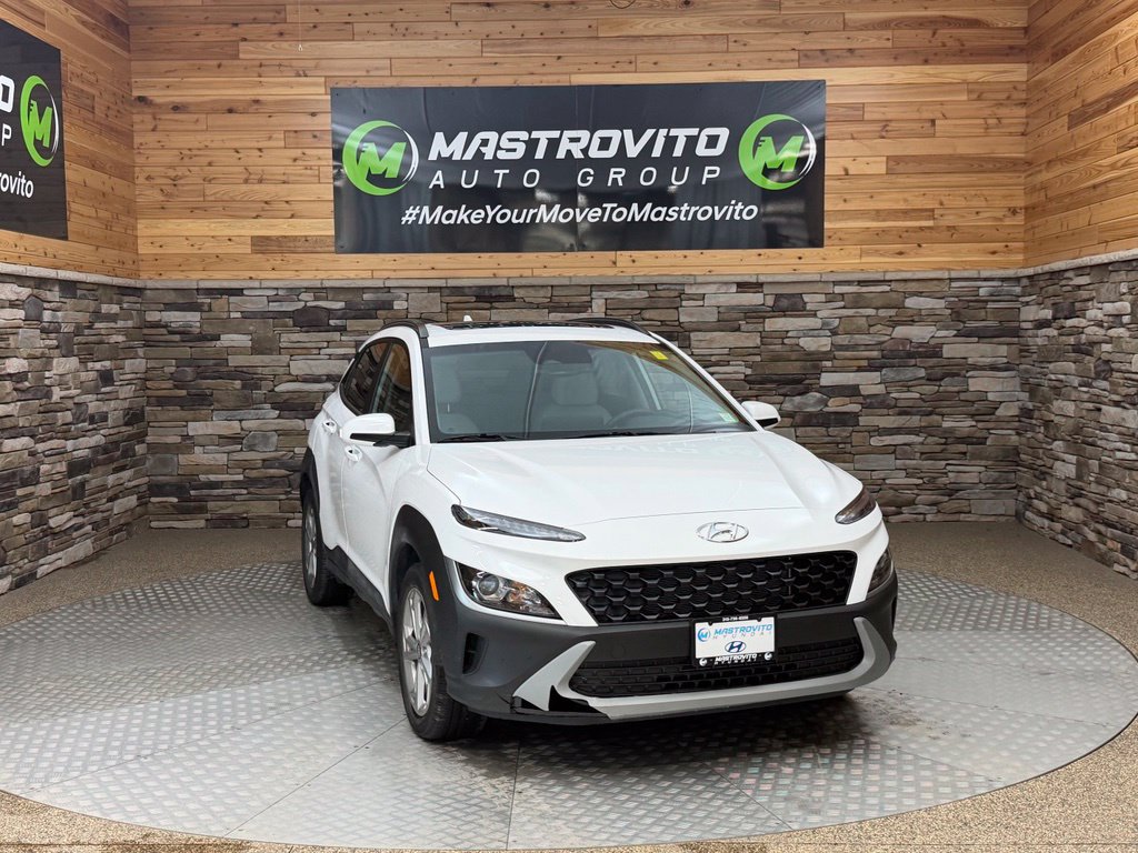 Used 2023 Hyundai Kona SEL w/ Convenience Package AWD/4WD image 2