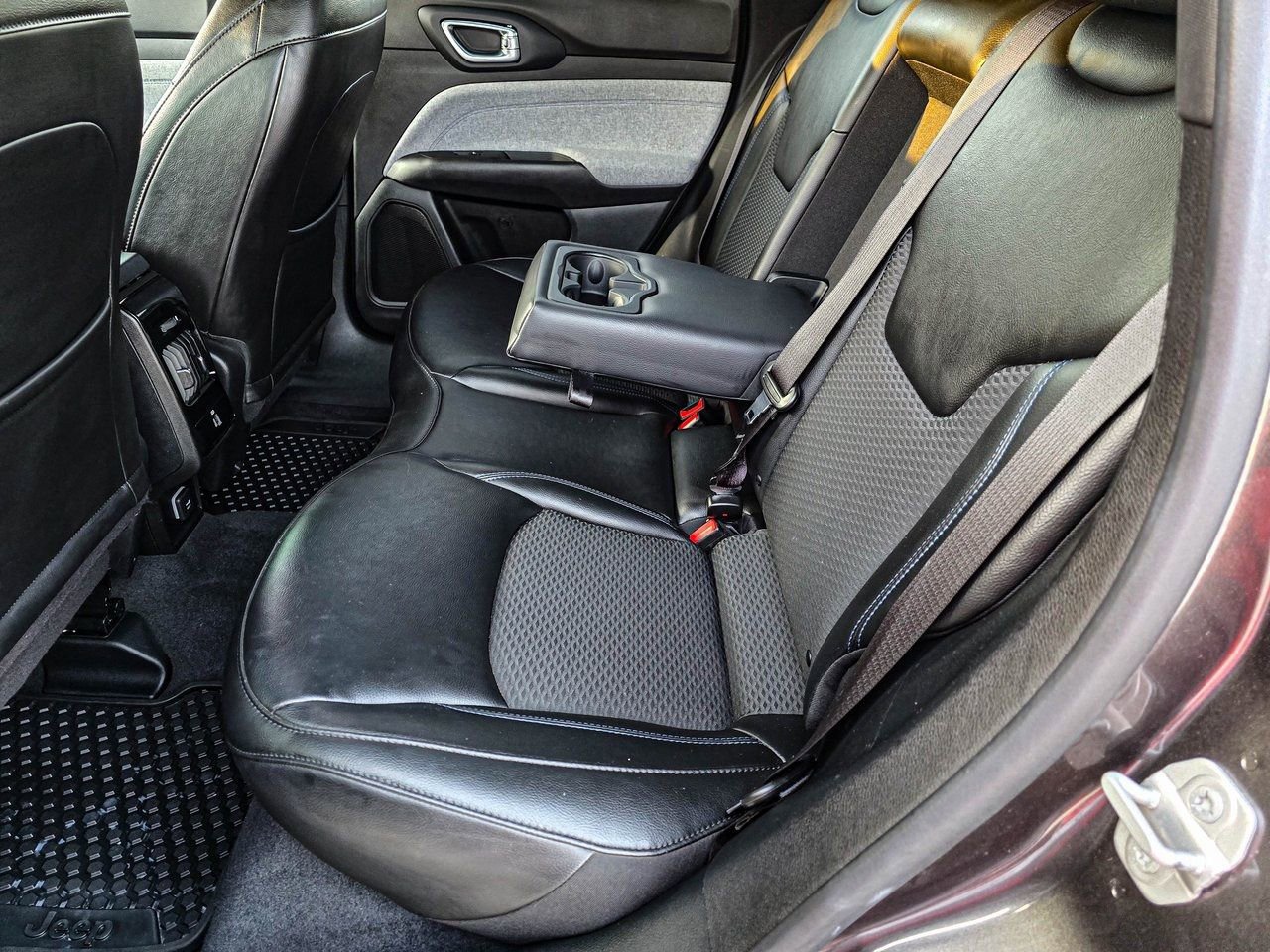 Used 2023 Jeep Compass Latitude w/ Convenience Group image 31