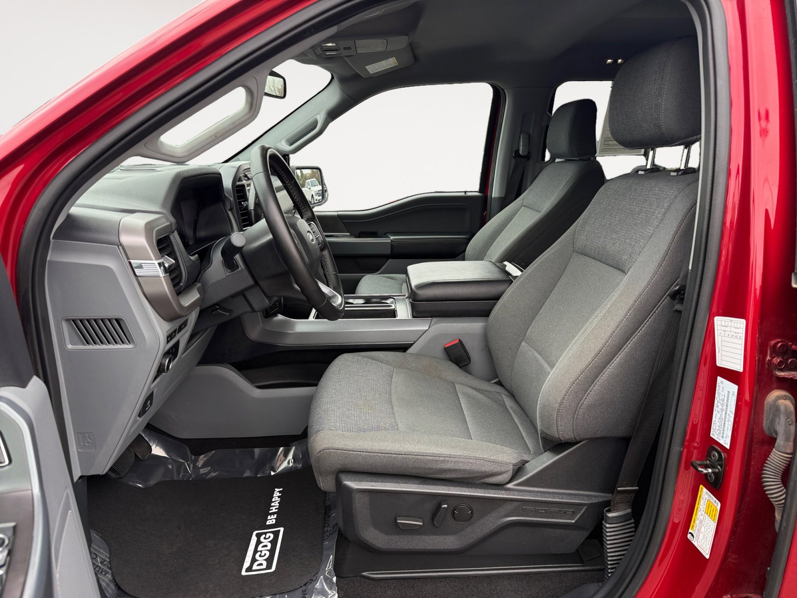 Used 2024 Ford F150 XLT w/ Equipment Group 302A MID image 10