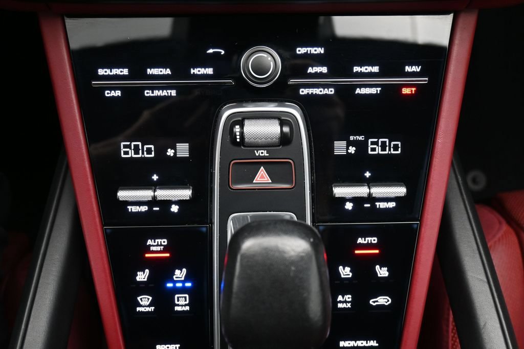 Used 2019 Porsche Cayenne S AWD/4WD image 17