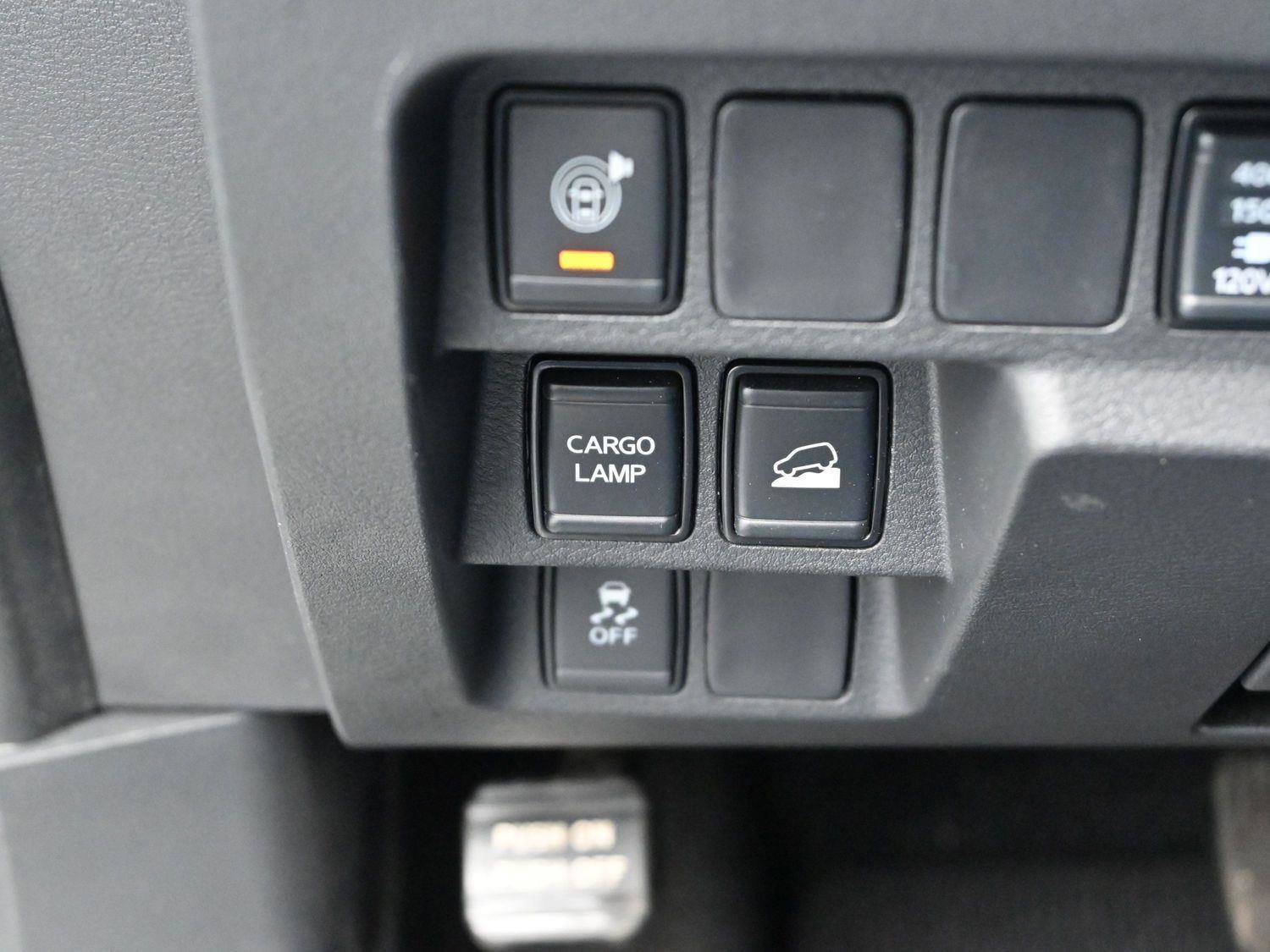 Used 2024 Nissan Frontier SV w/ Hardbody Edition image 27