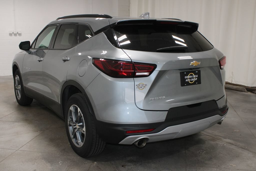Used 2024 Chevrolet Blazer LT w/ Convenience Package FWD image 7