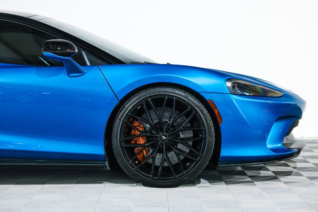 Used 2022 McLaren GT RWD image 3