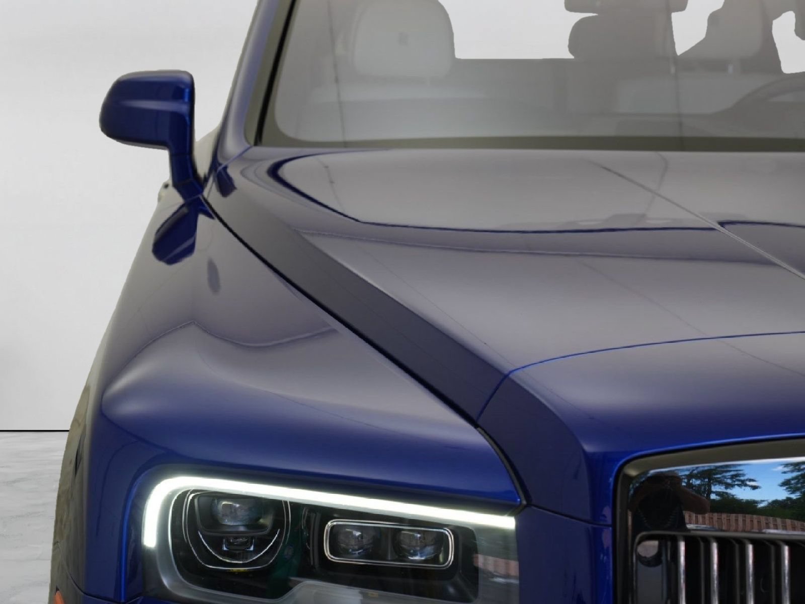 Certified 2021 Rolls-Royce Cullinan Black Badge AWD/4WD image 48