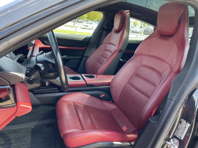 Used 2021 Porsche Taycan 4S AWD/4WD image 22