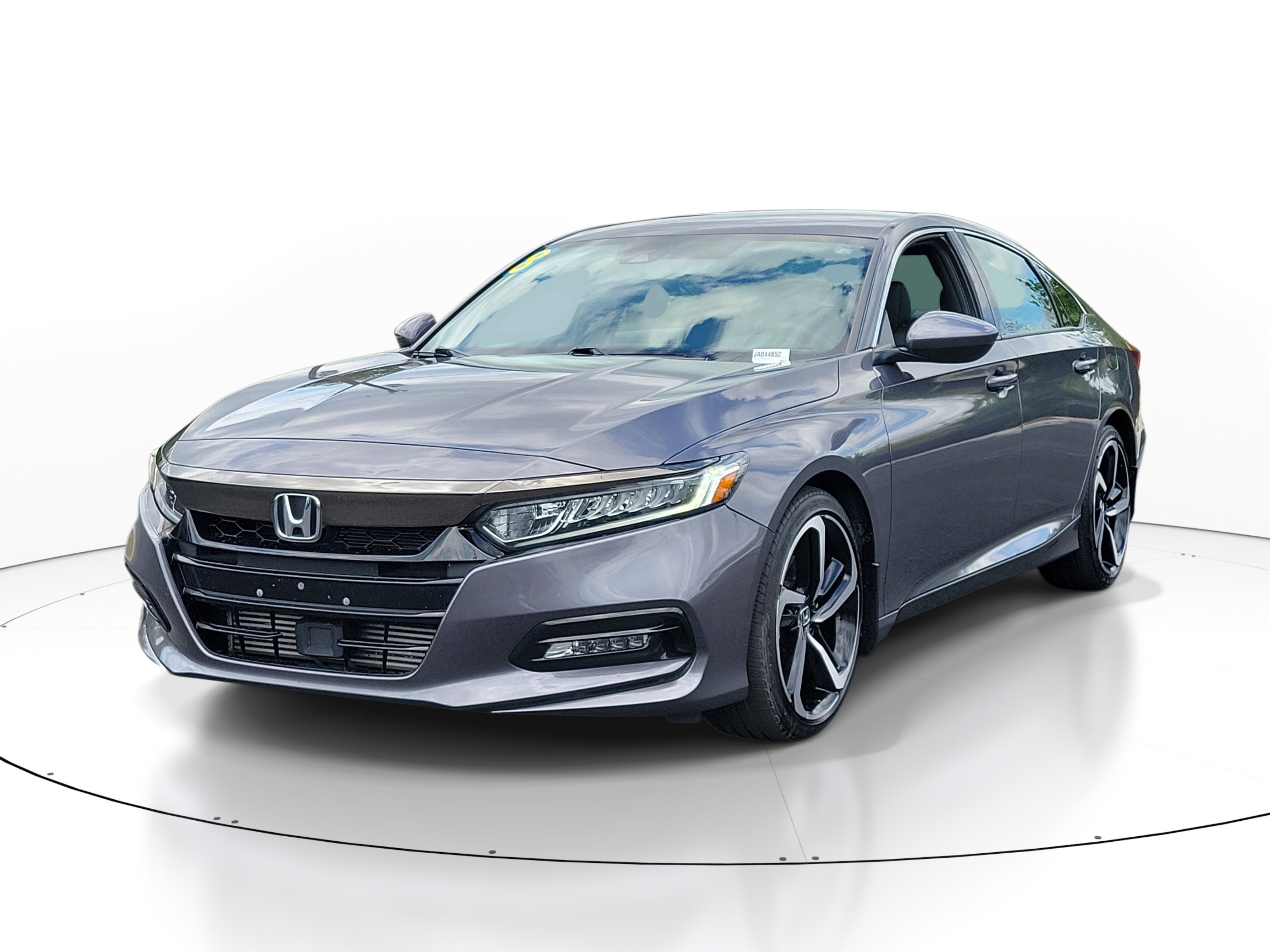 Used 2018 Honda Accord Sport image 3