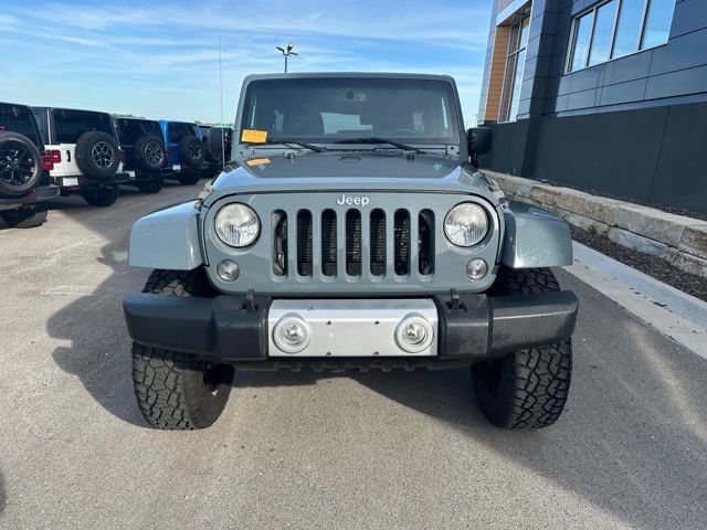 Used 2014 Jeep Wrangler Unlimited Sahara w/ Max Tow Package AWD/4WD image 9