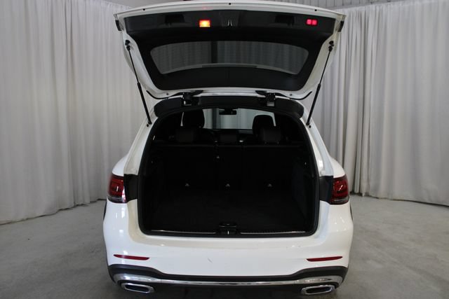 Used 2020 Mercedes-Benz GLC 300 4MATIC image 32