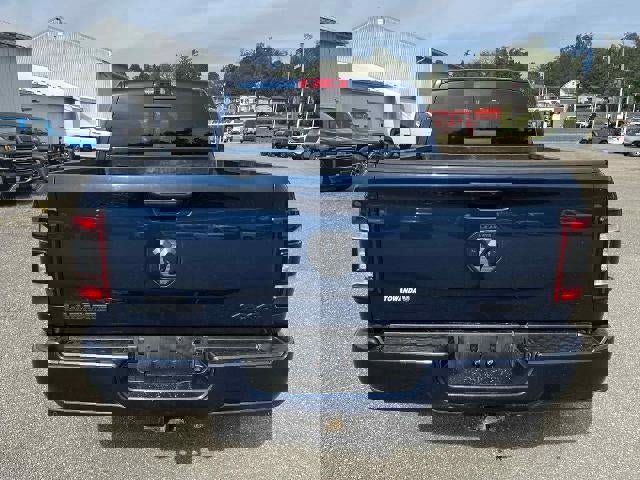 Used 2022 RAM 2500 Laramie w/ Night Edition image 4