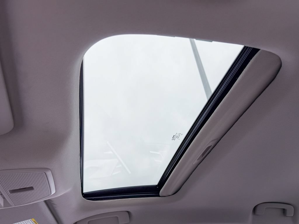 New 2026 Nissan Sentra SL w/ Floor Mat Package FWD image 8