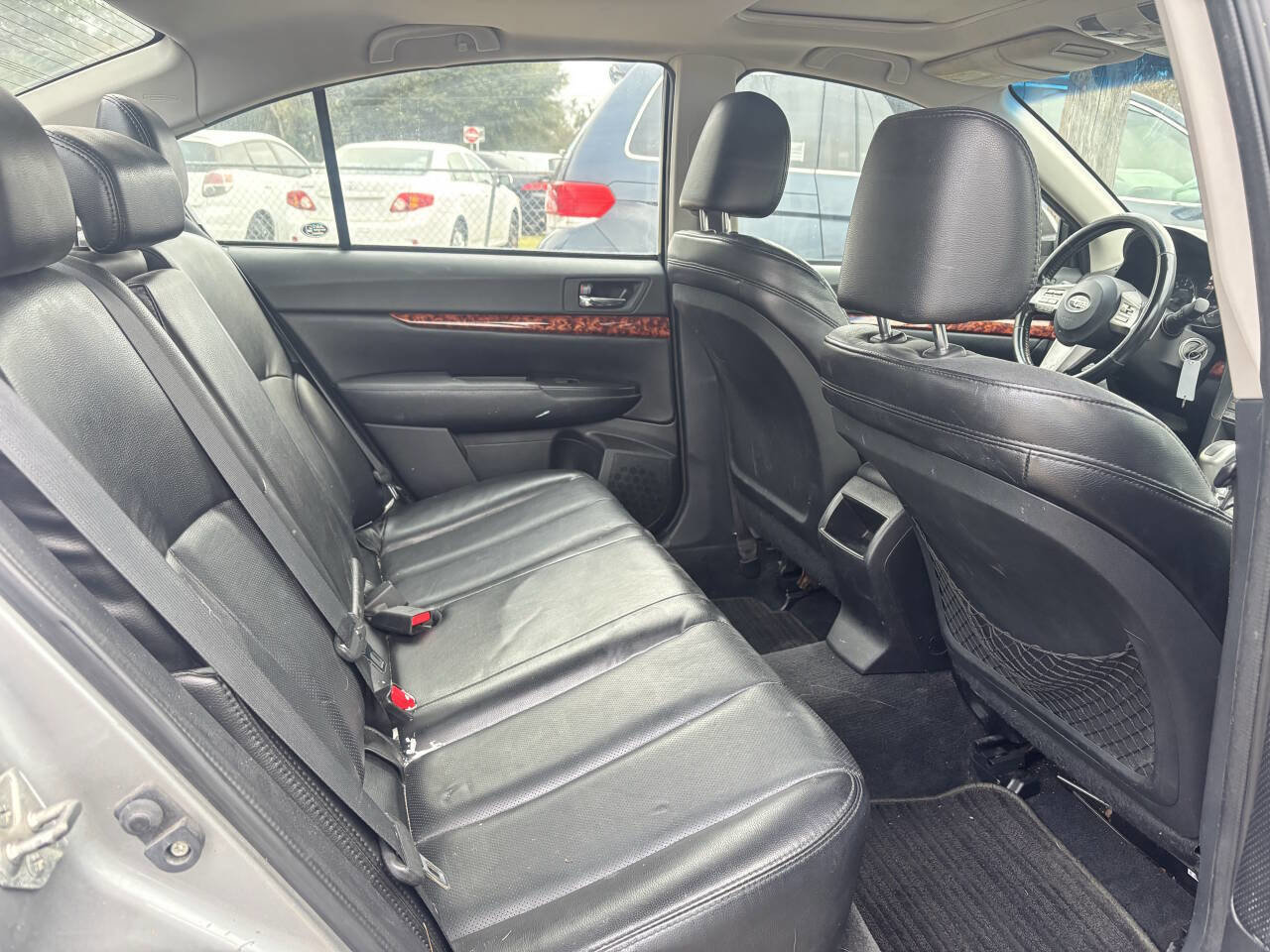 Used 2011 Subaru Legacy 2.5i Limited image 12