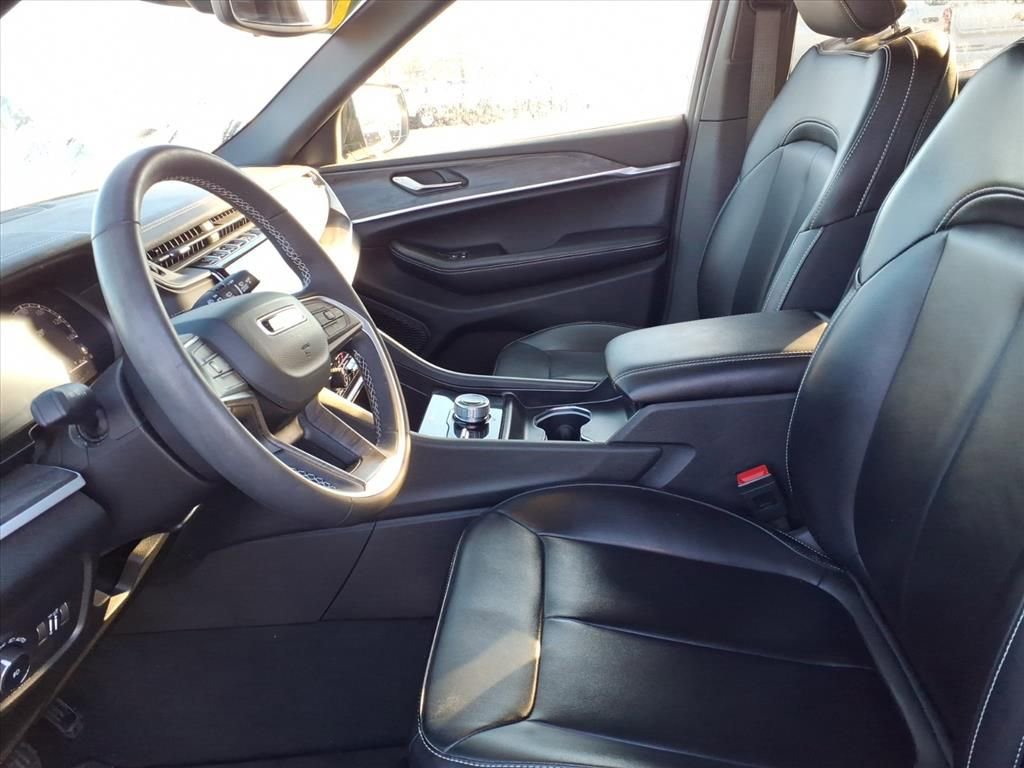 Certified 2024 Jeep Grand Cherokee L Limited w/ Trailer Tow Package image 10