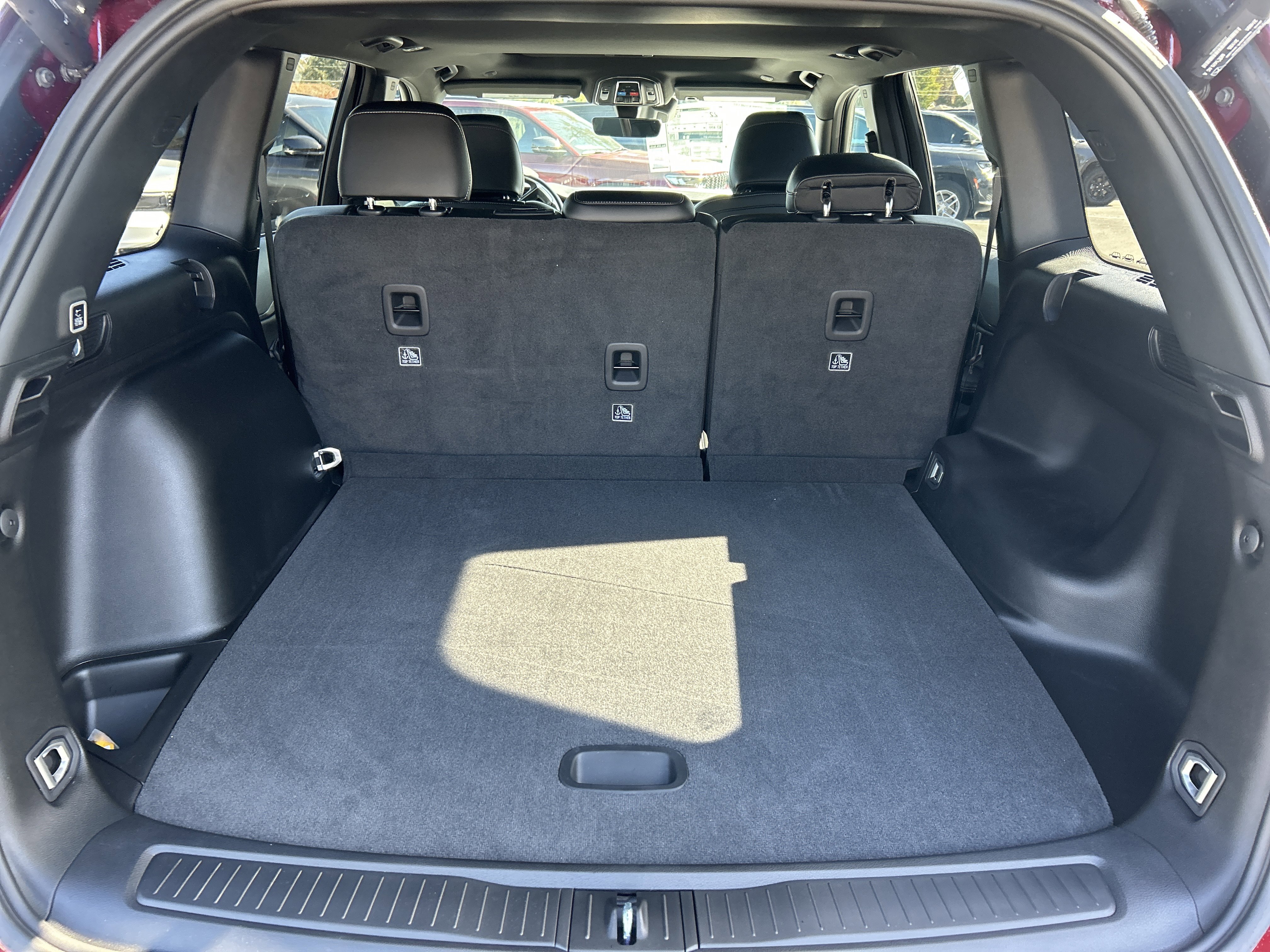 New 2025 Jeep Grand Cherokee Altitude image 7