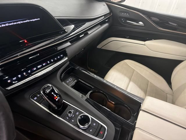 Used 2021 Cadillac Escalade Sport w/ LPO, Illumination Package RWD image 37