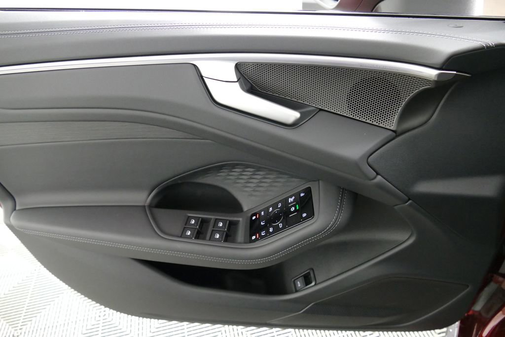 New 2026 Audi A6 Premium Plus AWD/4WD image 28