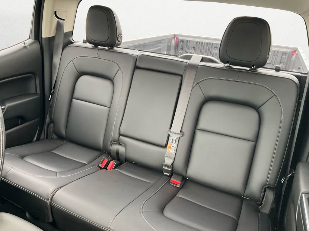 Used 2015 Chevrolet Colorado LT w/ Luxury Package image 9