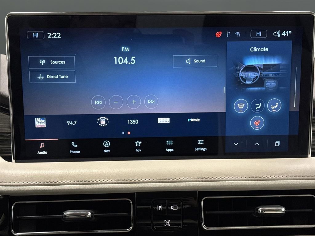 Used 2022 Lincoln Nautilus Black Label w/ Class II Trailer Tow Package image 19