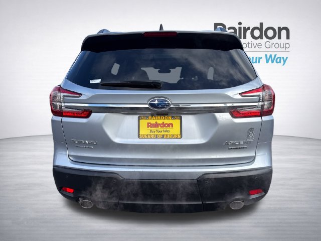 Used 2023 Subaru Ascent Limited w/ Technology Package AWD/4WD image 6