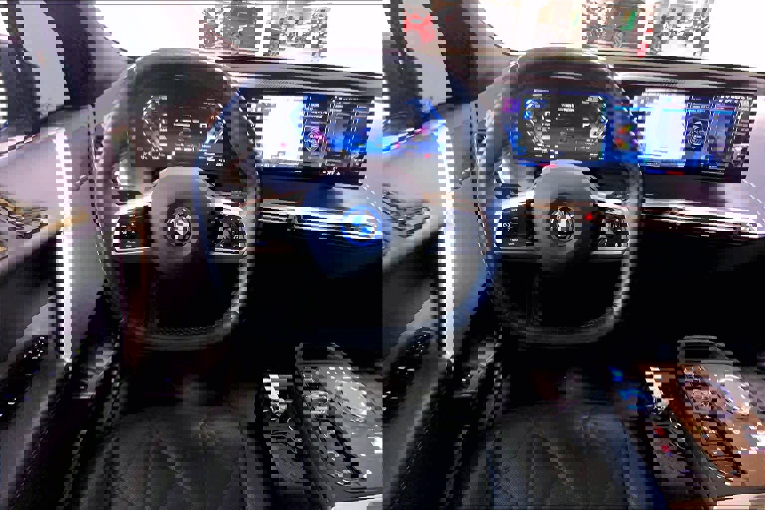 Certified 2023 BMW iX xDrive50 w/ Premium Package image 5