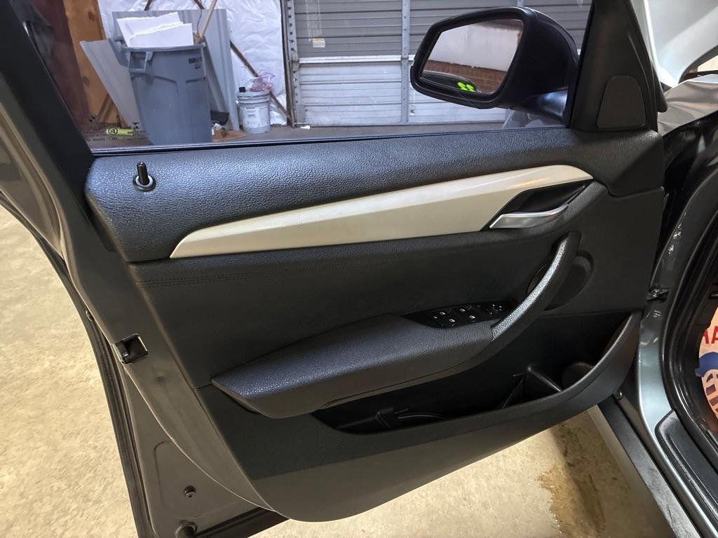 Used 2015 BMW X1 sDrive28i w/ Ultimate Package image 14