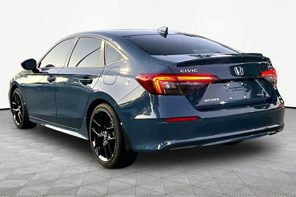 Certified 2025 Honda Civic Sport image 4