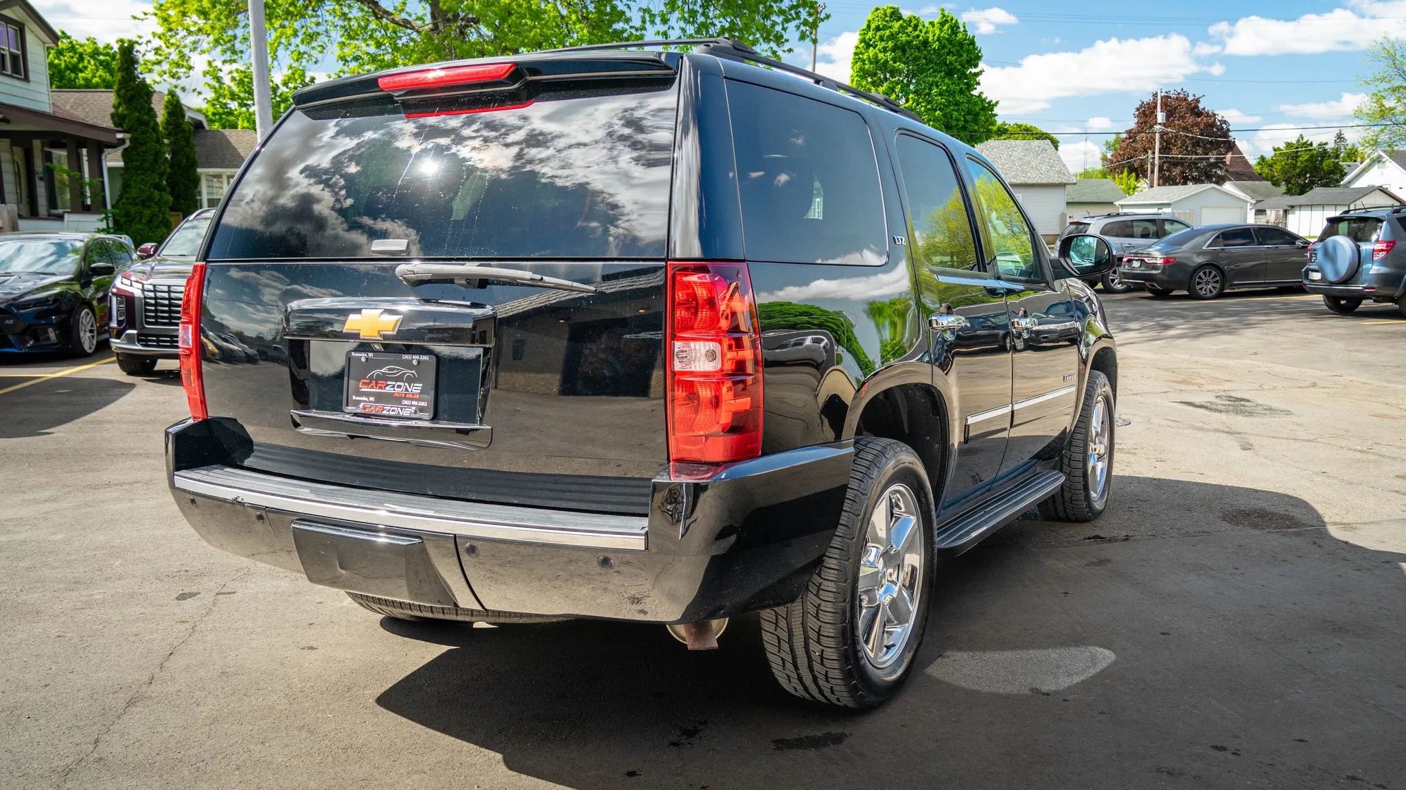 Used 2014 Chevrolet Tahoe LTZ AWD/4WD image 8