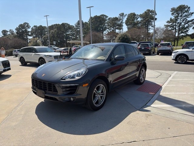 Used 2017 Porsche Macan Base video 1