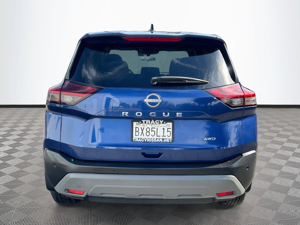 Used 2023 Nissan Rogue S AWD/4WD image 6