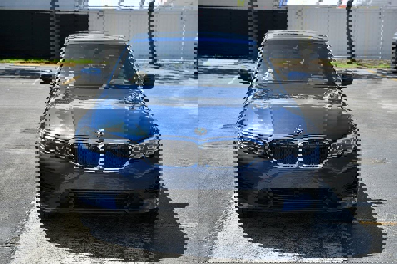 Used 2021 BMW 330i Sedan w/ Convenience Package image 2