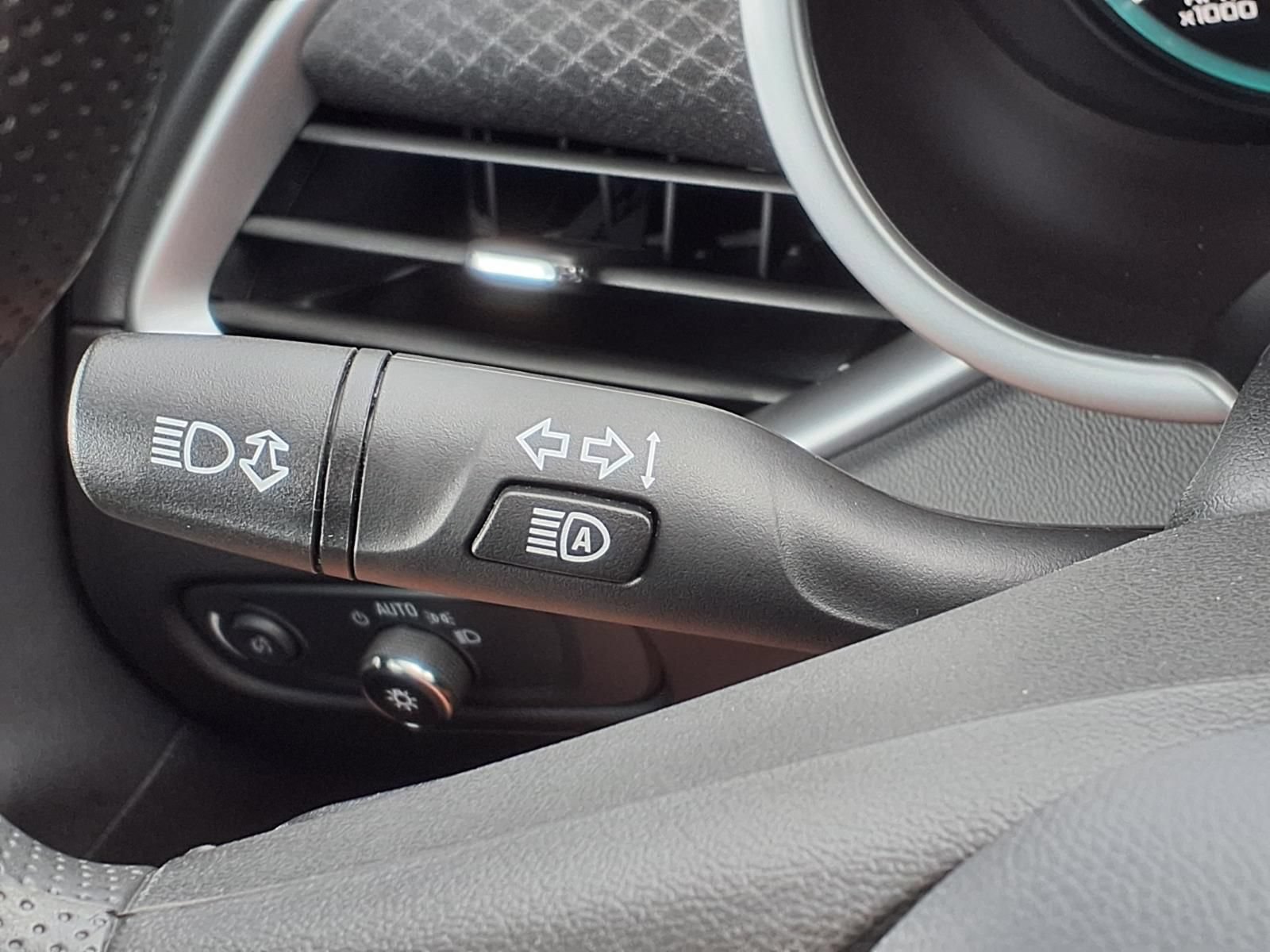 Used 2024 Chevrolet Malibu LT FWD image 20