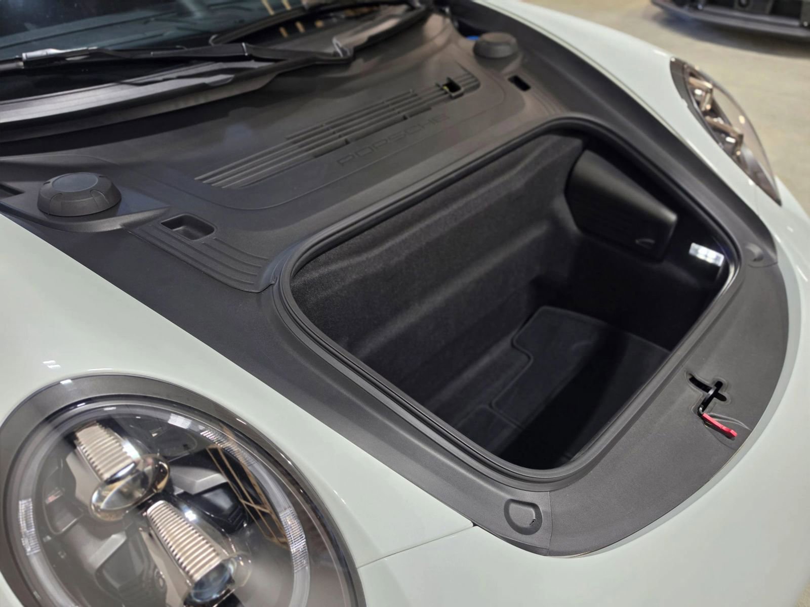 Used 2019 Porsche 911 Carrera 4 GTS image 63