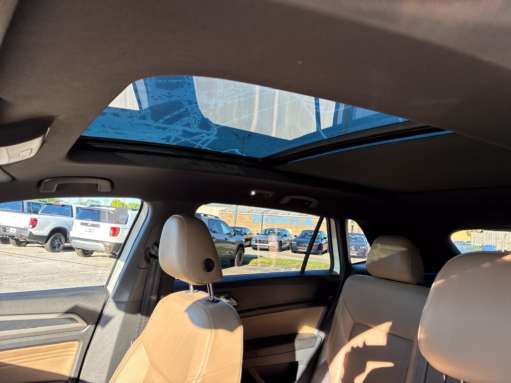 Used 2020 Volkswagen Atlas Cross Sport SEL AWD/4WD image 18