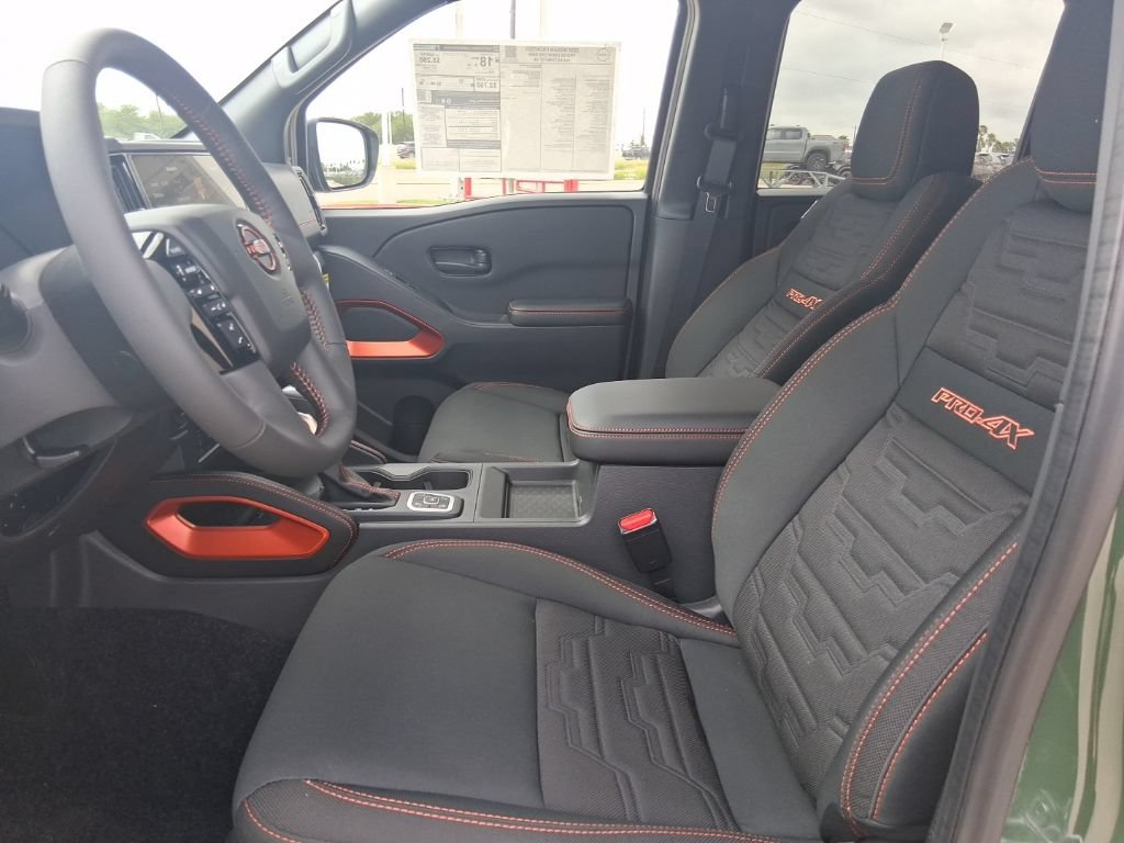 New 2026 Nissan Frontier PRO-4X w/ Tow Package AWD/4WD image 24