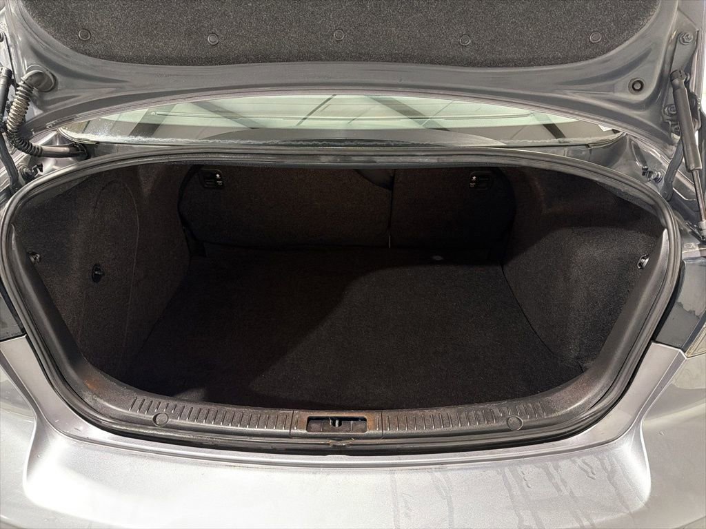 Used 2006 MAZDA MAZDA3 s image 28