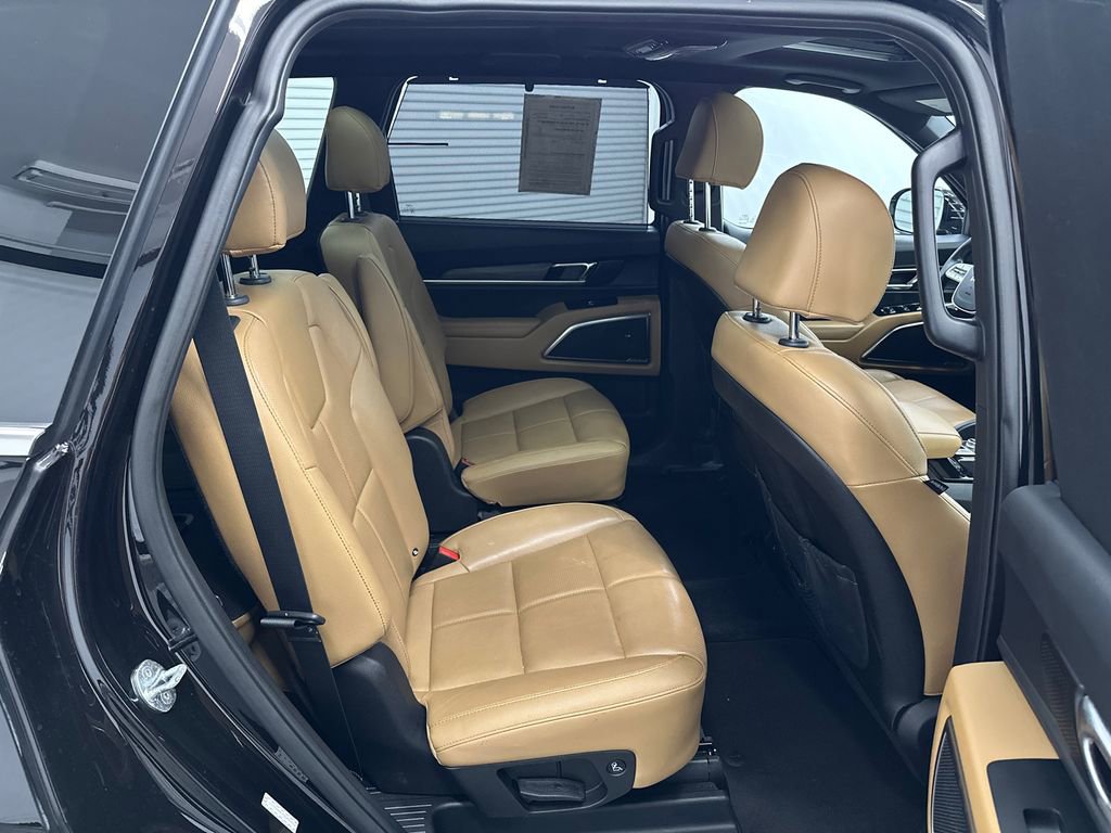 Used 2022 Kia Telluride SX w/ Towing Package image 17