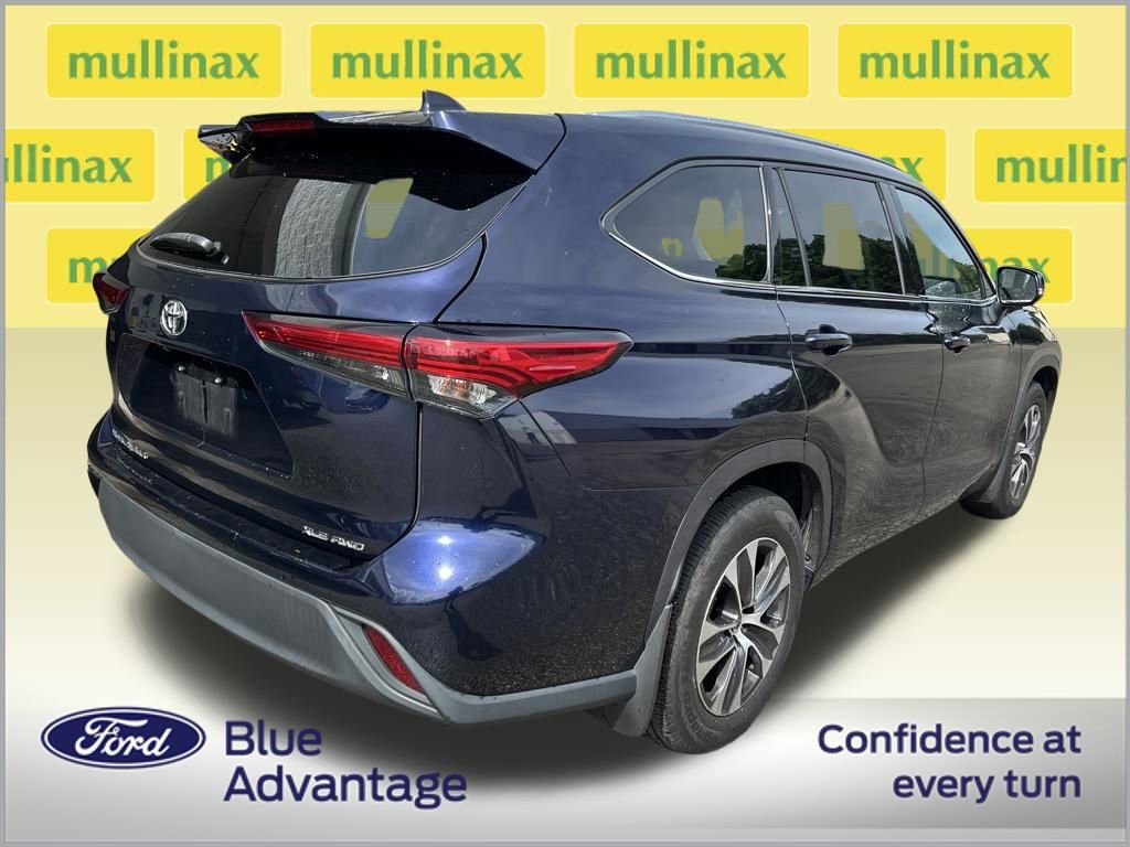Used 2021 Toyota Highlander XLE video 2