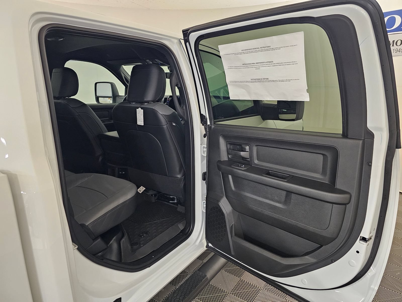 New 2026 RAM 3500 Tradesman AWD/4WD image 25