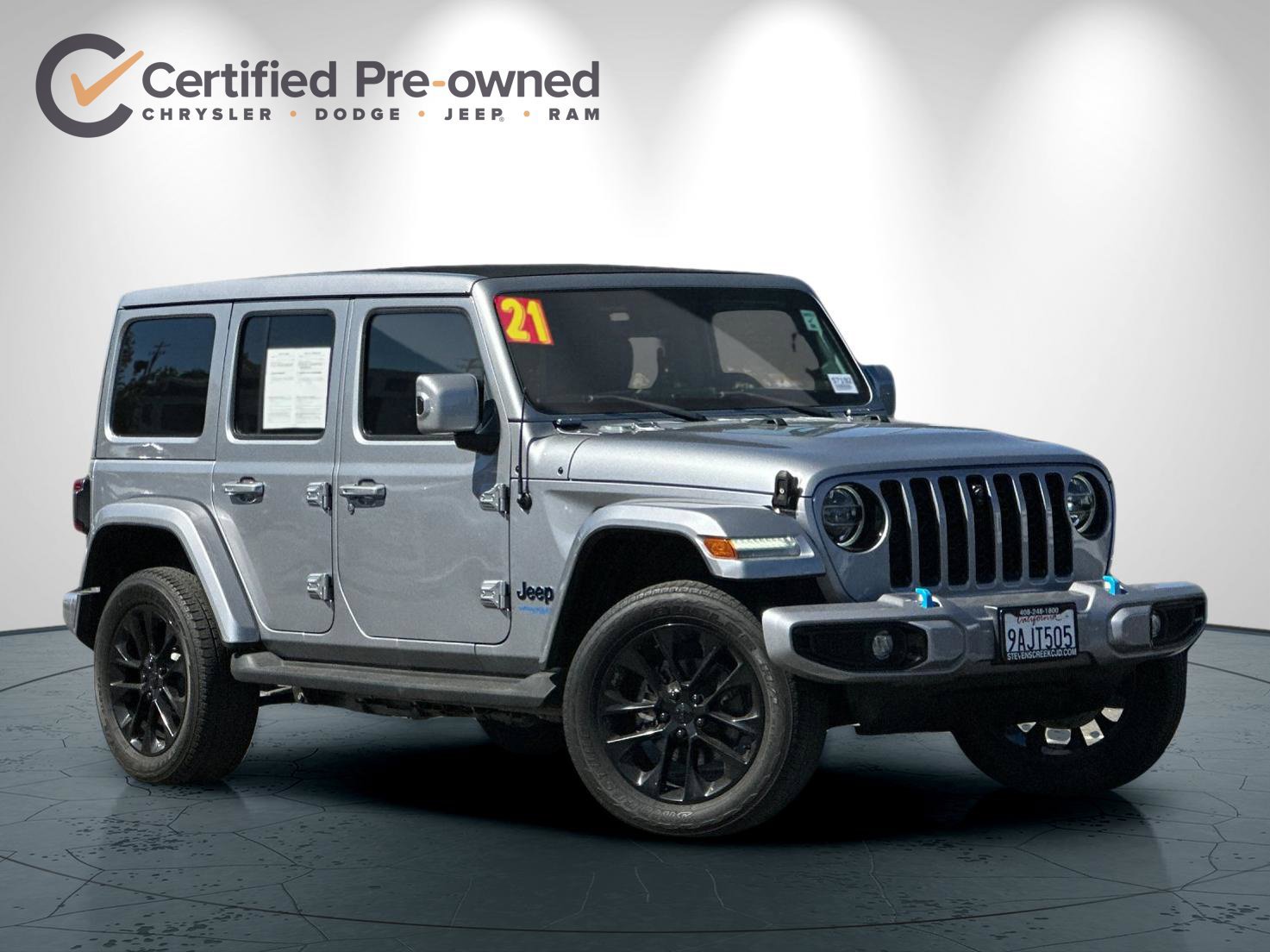 Used 2021 Jeep Wrangler Unlimited Sahara AWD/4WD image 2