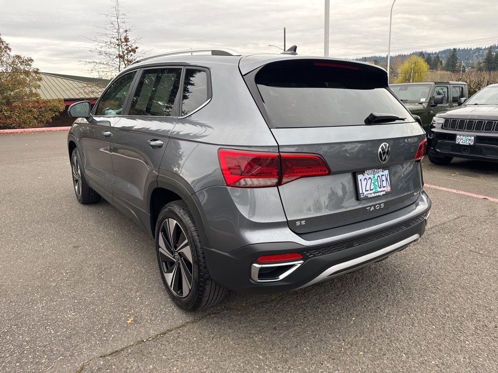 Used 2024 Volkswagen Taos SE image 5