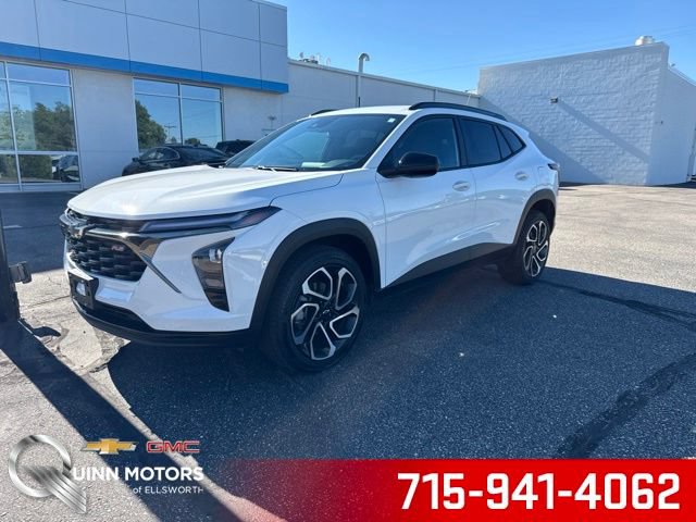 Used 2025 Chevrolet Trax RS w/ Driver Confidence Package FWD image 1