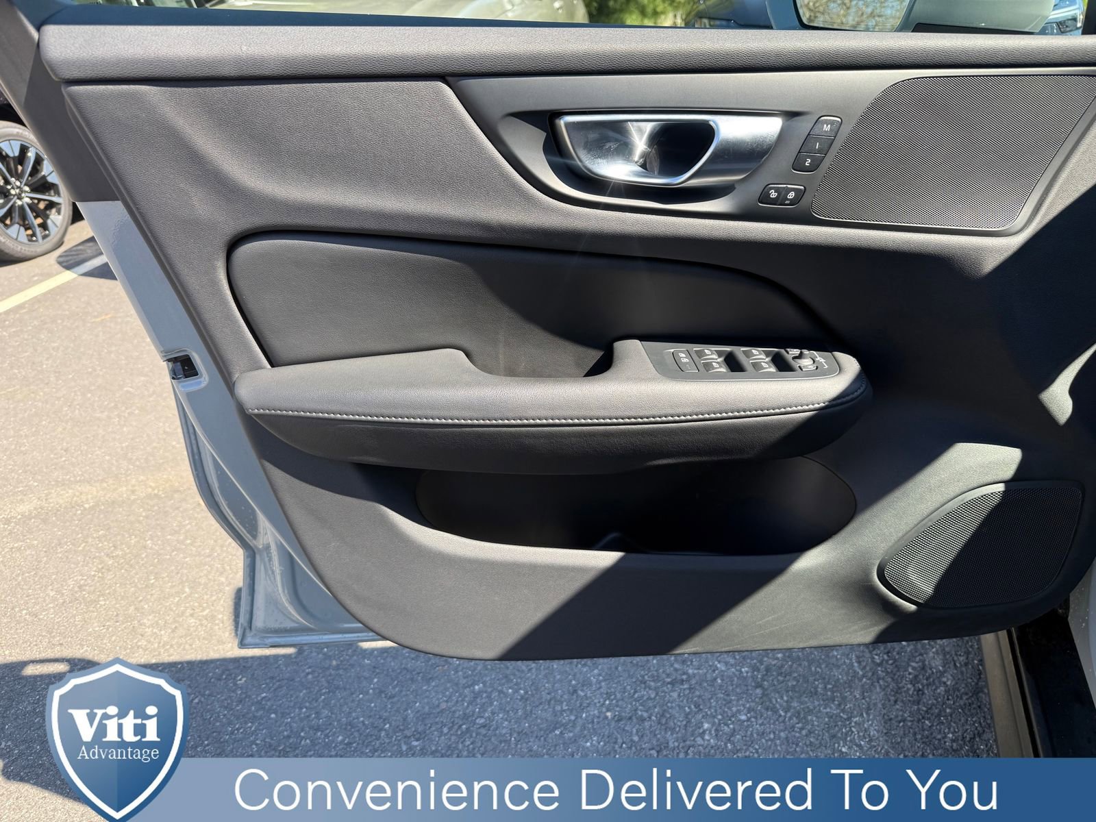 Certified 2025 Volvo V60 B5 Cross Country Plus AWD/4WD image 16