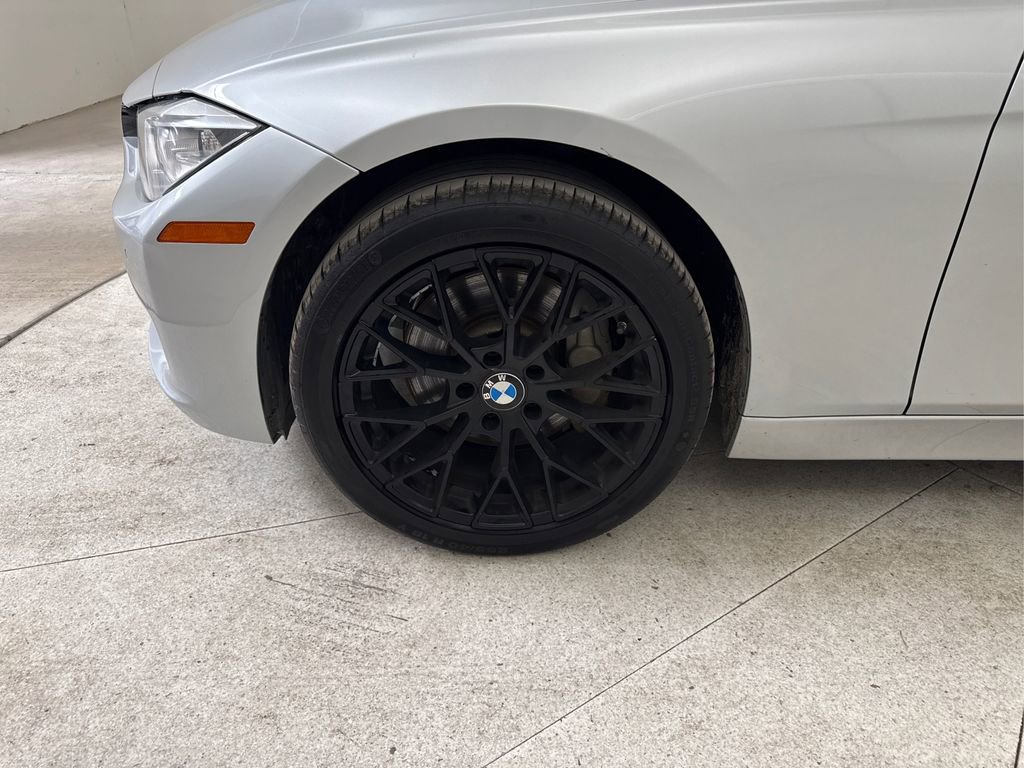 Used 2015 BMW 335i Sedan RWD image 13