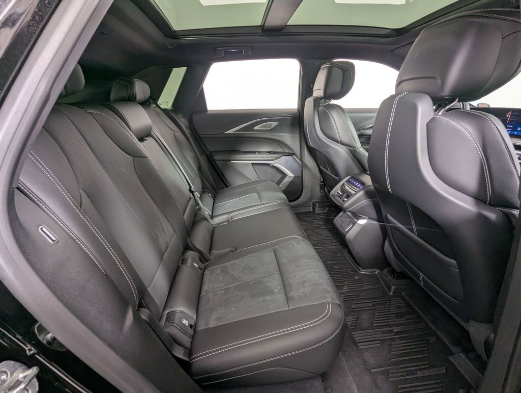 Used 2024 Cadillac Lyriq Luxury w/ LPO, Floor Liner Package image 34