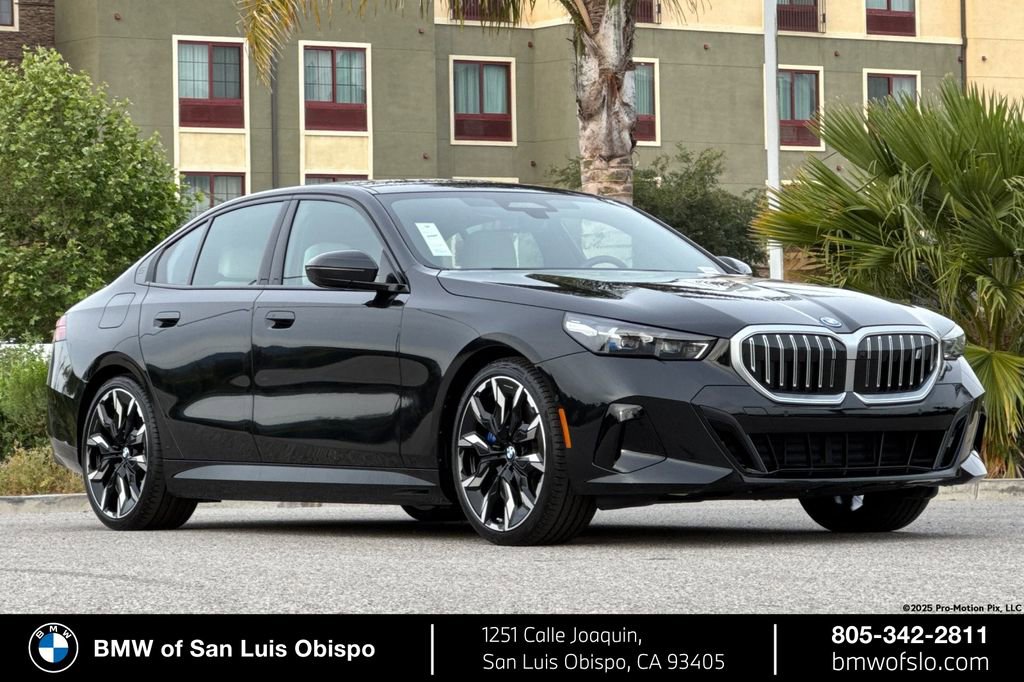 Used 2024 BMW i5 eDrive40i w/ M Sport Package image 1