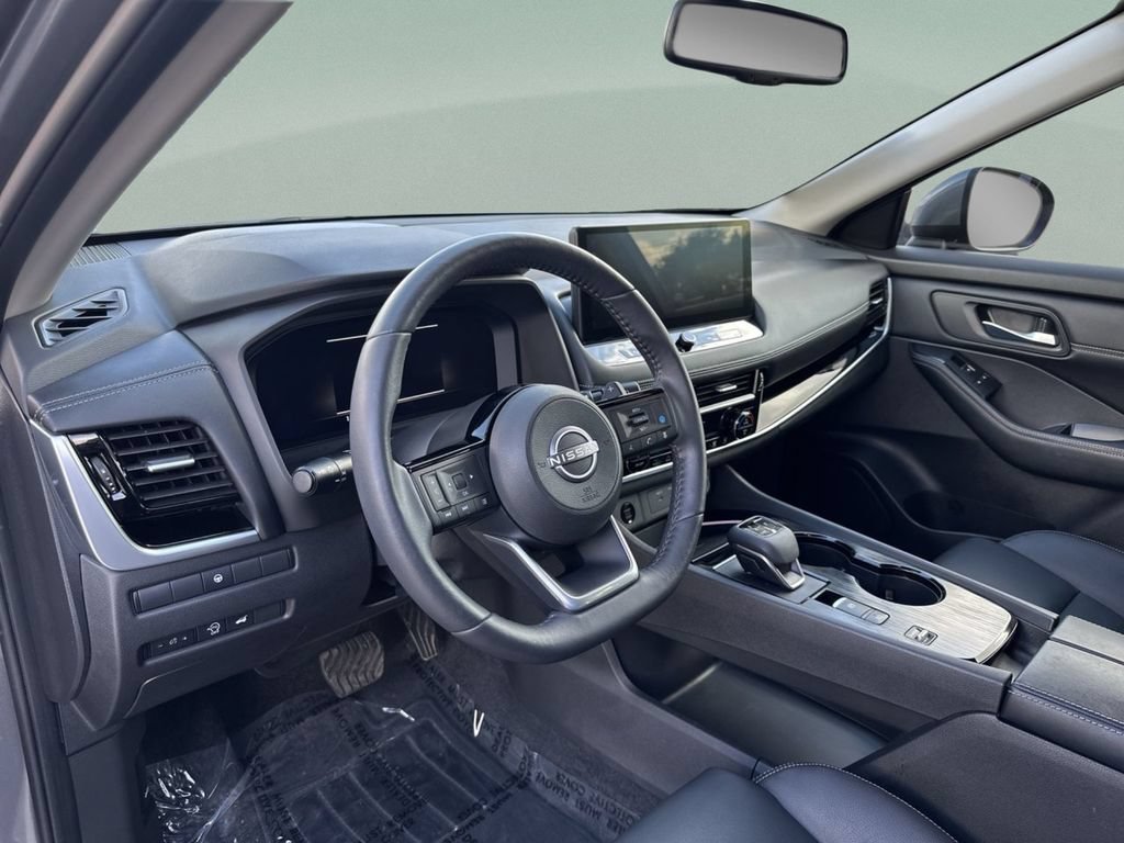 Used 2024 Nissan Rogue SL w/ SL Premium Package FWD image 19