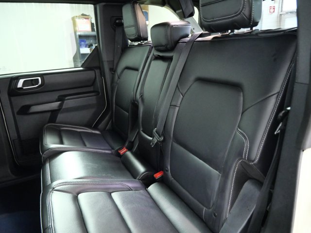 Certified 2025 Ford Bronco Outer Banks AWD/4WD image 14
